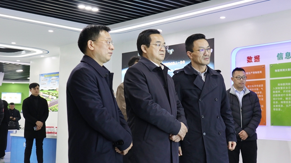 浙江省高興夫副省長一行蒞臨浙江免费看片黄股份有限公司參觀調研
